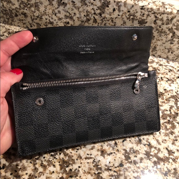 Louis Vuitton Handbags - Louis Vuitton Unisex Wallet